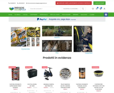 wwwdimensionecacciaepescait Una pagina web di un negozio di pesca online che espone vari prodotti. L'intestazione include un logo, informazioni di contatto e una barra di ricerca. Di seguito sono presenti immagini promozionali e una sezione intitolata "Prodotti in evidenza" che mette in mostra i prodotti della pesca in evidenza.
